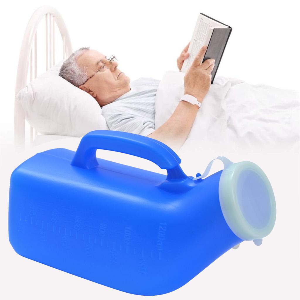 Urinal For Men Spill Proof Men's Potty Portable Urinal Pee Bottle 2000 ML For Home Camping Car Travel