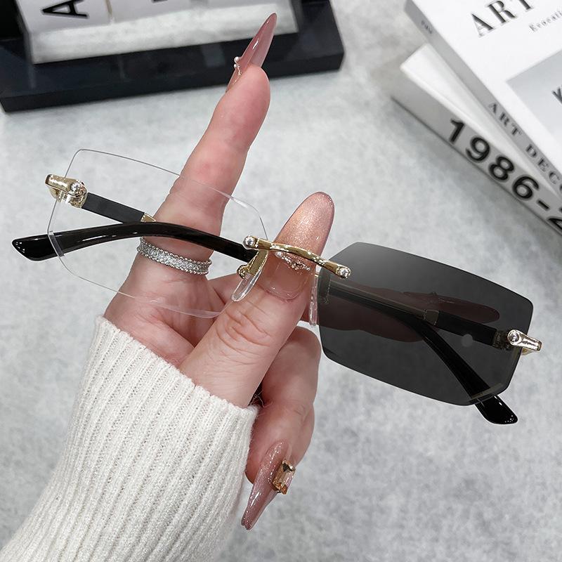 Модные безободковые прямоугольные солнцезащитные очки Популярные женские мужские солнцезащитные очки Маленькие квадратные солнцезащитные очки для женщин мужчин Летние для путешествий Окулос