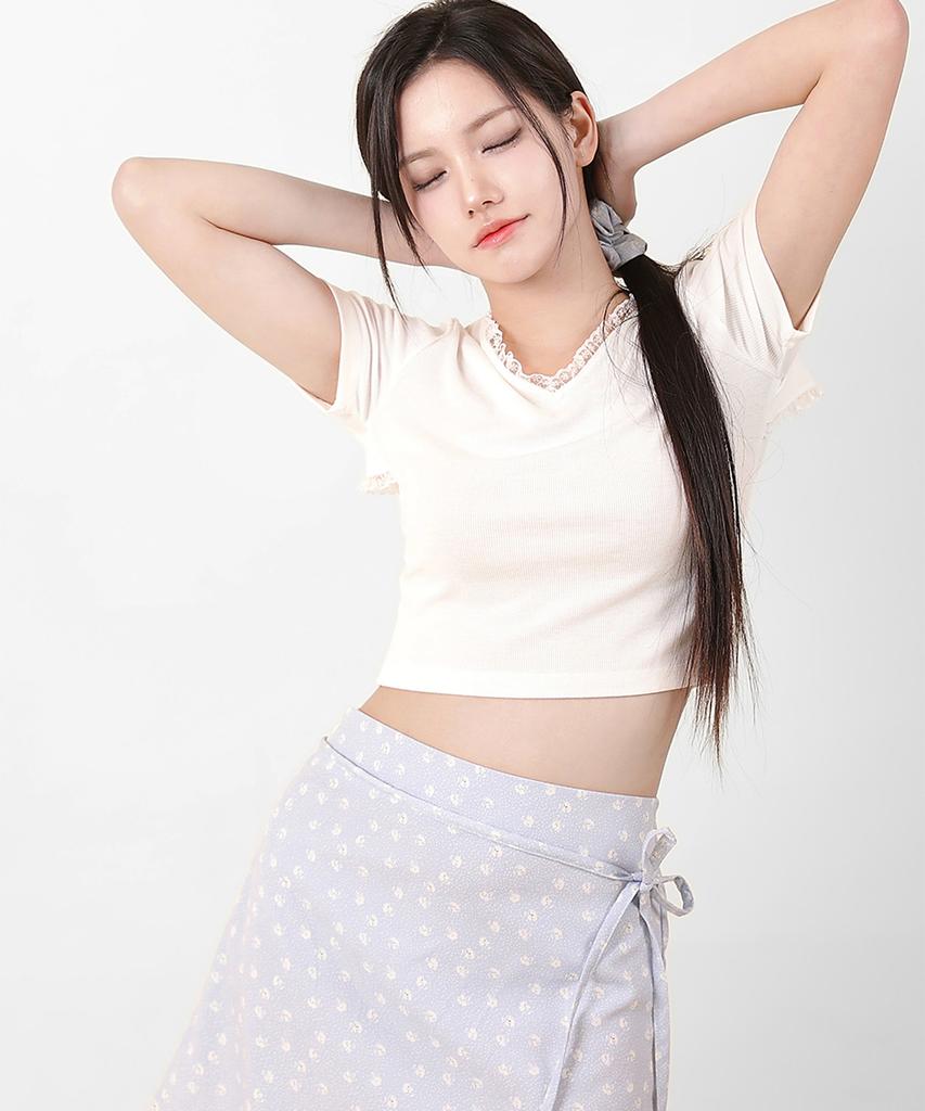 Kathrin Lace Flower Mini Skirt