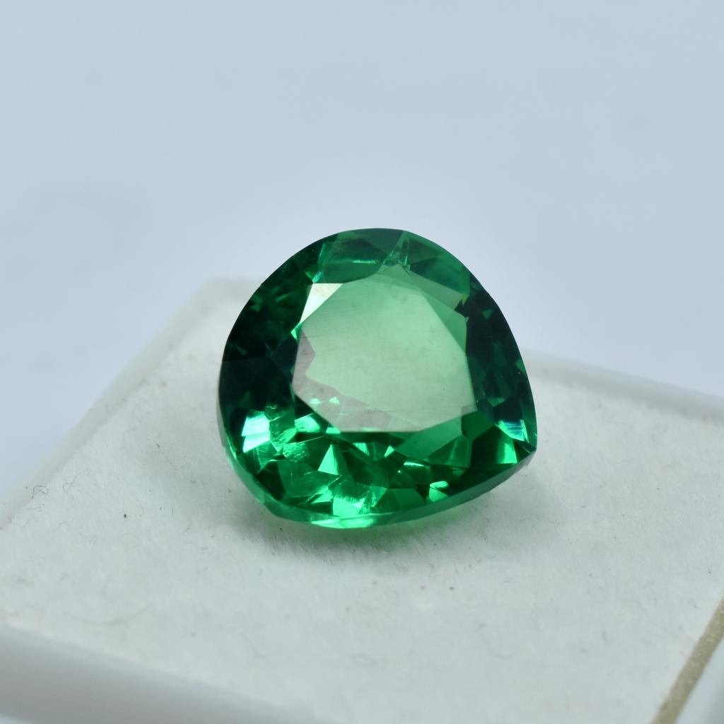 Natural Beautiful Pear Shape Green Garnet Loose Gemstone 10.25 Carat .