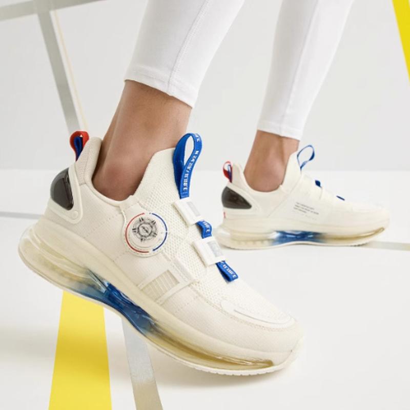 ZHONGGUOHANGTIAN x Anta Удобная амортизация Нескользящие Износостойкие Низкие Беговые Кроссовки Мужские 912135599-2