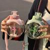 Чашка-непроливайка на 500 мл. Регулируемый ремешок. Хорошая герметичность. Легко носить с собой. Портативная бутылка для питья для студентов с прыгающей крышкой. Ежедневное использование.