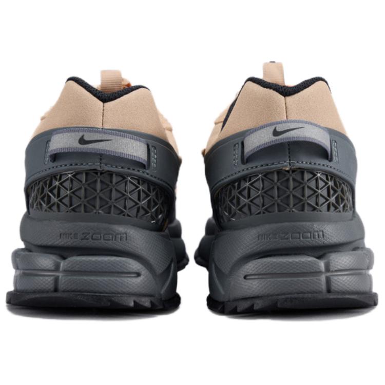 Nike ZOOM VOMERO ROAM Беговые кроссовки Мужские Светло-коричневый Черный IQ1127-220