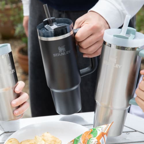 Термокружка STANLEY H2.0, 0,88 л, Серебристая, Изолированная бутылка для воды из нержавеющей стали с соломинкой, Идеально подходит для использования на открытом воздухе, Можно мыть в посудомоечной машине, Гарантия вкл.