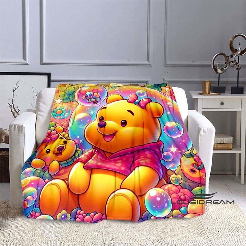 This fun cartoon Pooh Bear blanket is lightweight and breathable, suitable for dormitories, naps, living rooms, offices, and all