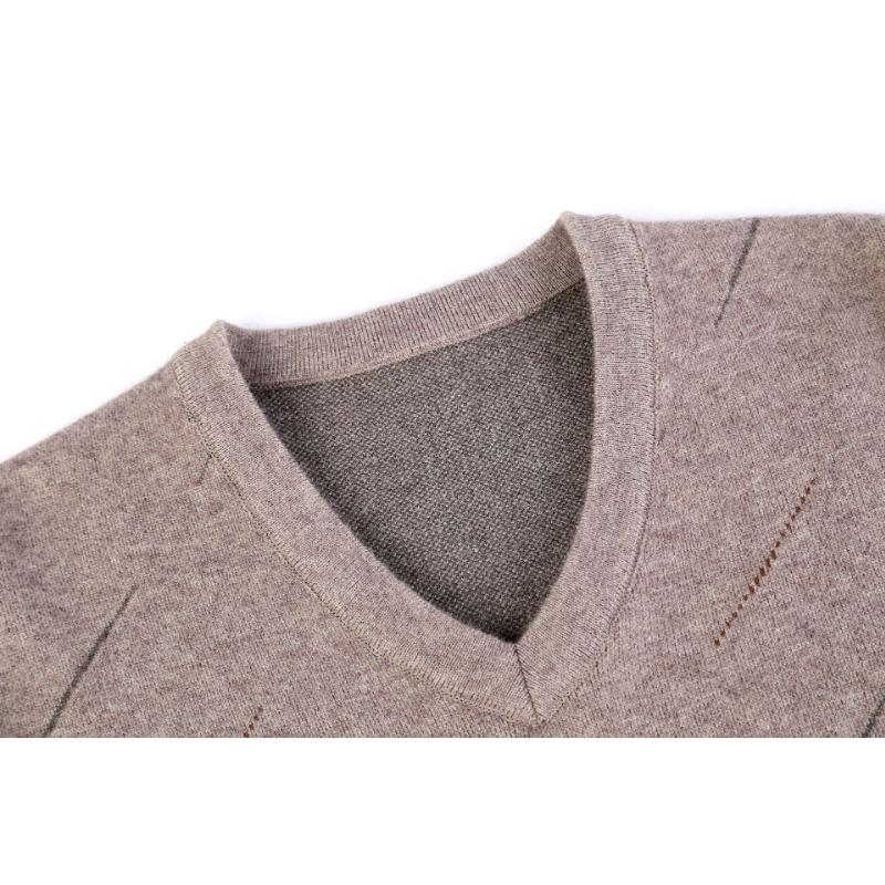 Man Autumn and Winter Clothes Middle-aged V-neck Sweater Men's Thickened Sweater Knitted Base Shirt