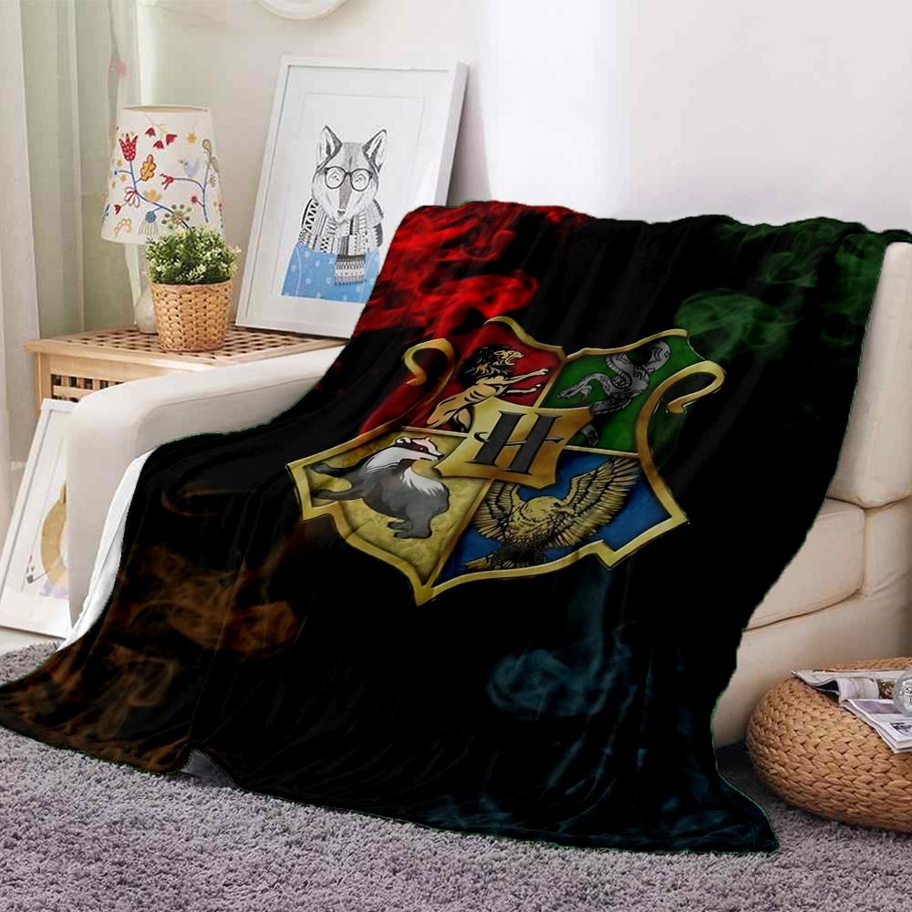 1Pc Hogwarts Crest Magic Flannel Blanket, Soft And Comfortable, Casual Warm, Camping Travel, Christmas, Halloween Xmas Gift. G1265