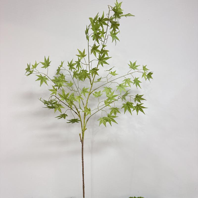 Искусственные кленовые листья с пятью лопастями на длинной ножке для декора и фотографии