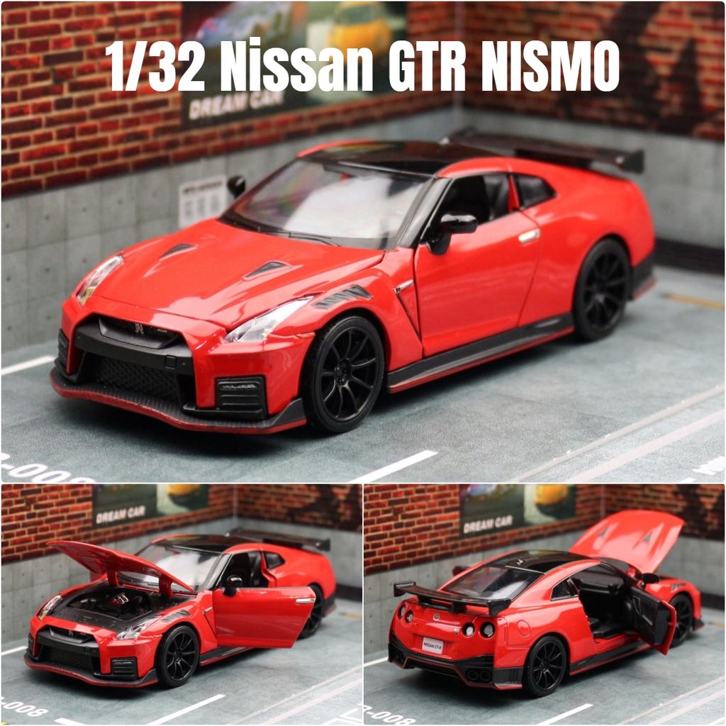 APU1  1/32 Nissan Skyline GTR R35 Nismo GT3 Racing Toy Car Model For Children RMZ CiTY Diecast Alloy Miniature Sound Light Collection
