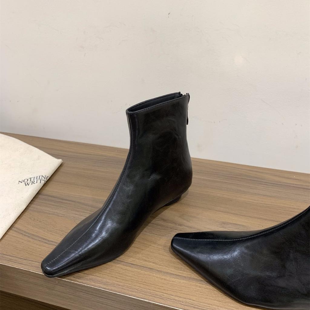 Ботильоны женские на толстом каблуке с острым носком тонкие коричневые короткие ботинки 2025 новый темперамент с юбкой осень и зима французские маленькие ботильоны