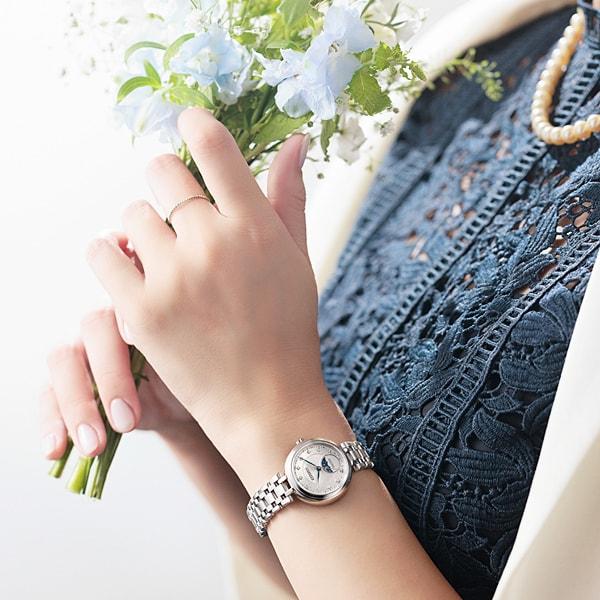 Citizen ЕЕ1020-77D ( Смотреть EXCEED Эко-драйв на солнечных батареях, радиоуправляемый Titania Happy Flight)