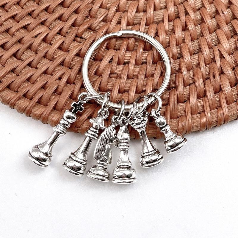 Creative Chess Pendant Keychain Chess Pieces Key Ring Purse Bag Car Key Chain Christmas Jewelry Gifts