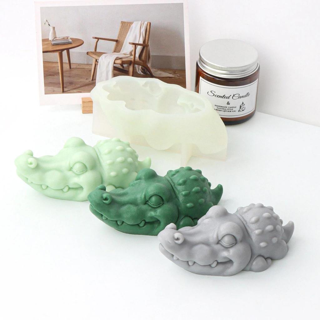 Cartoon Small Elephant Silicone Candle Mold DIY Handmade Lying Crocodile Plaster Epoxy Resin Baking Molds for Home Decoration