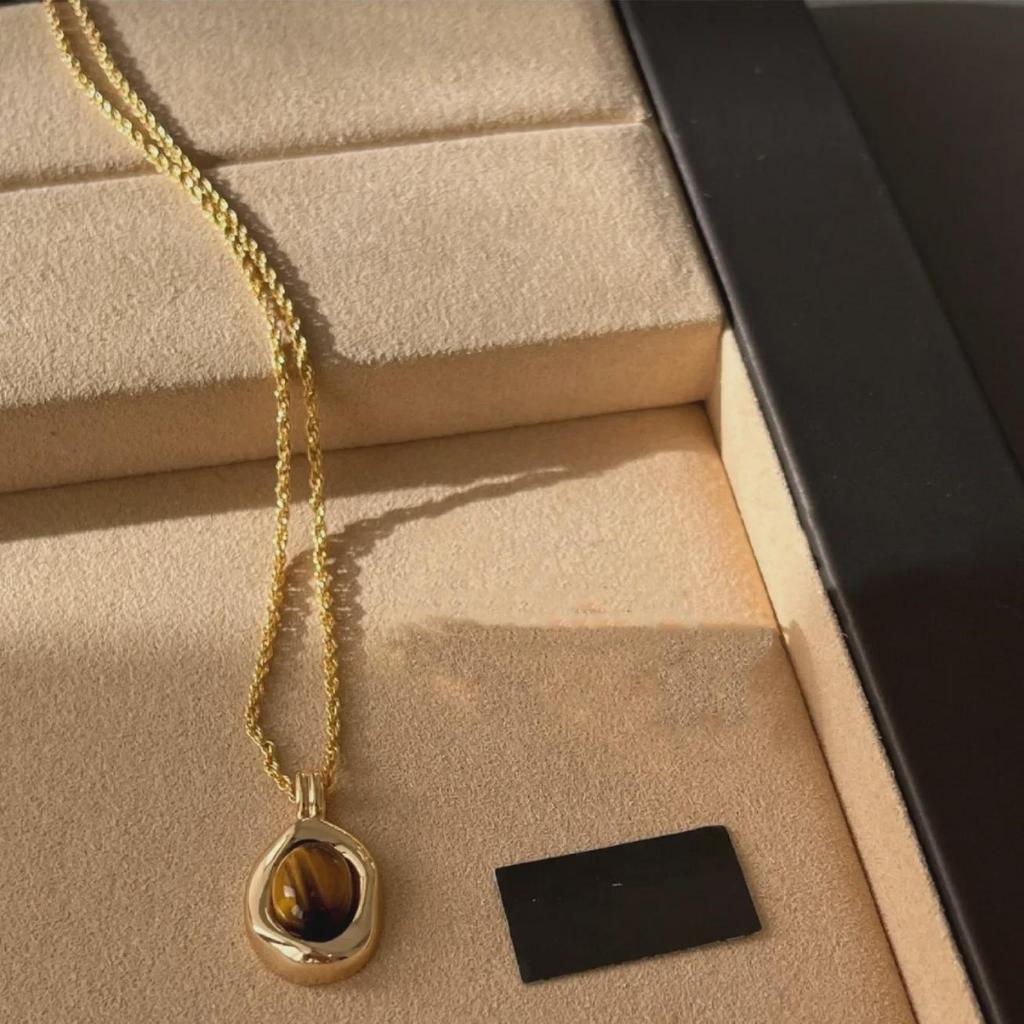 Высококачественное ретро-ожерелье с тигровым глазом для женщин – легкая роскошная цепочка для свитера Майяр, универсальный аксессуар для ключицы на осень/зиму.