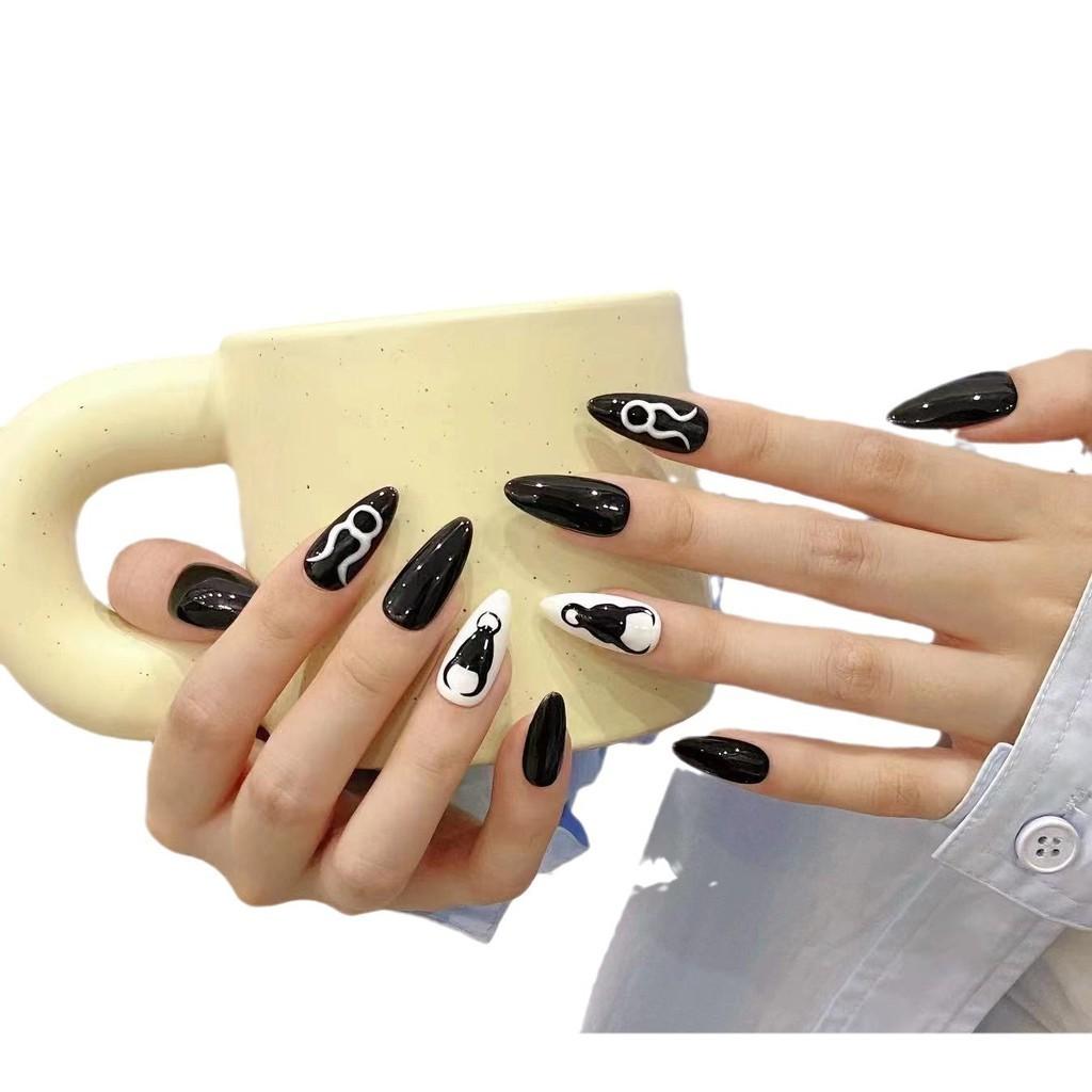 HANDMADE Artificial Nail Zodiac Sign - Taurus Hand Painted Black Phototherapy Nails Fake Nails Reusable and Removable Nails