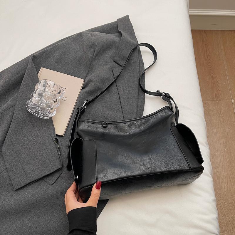 Large-capacity Bag Women's 2025 New Autumn and Winter Popular High-end Textured Shoulder Bag Commuter Tote Bag Messenger Bag