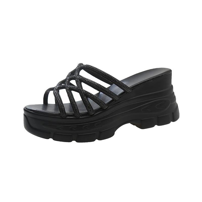 Тапочки на толстой подошве для женщин, летние, импортная торговля, новая нескользящая верхняя одежда, односложные тапочки, повседневные пляжные сандалии