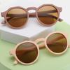 Летние детские солнцезащитные очки в круглой оправе с матовой защитой от ультрафиолета, однотонные солнцезащитные очки для мальчиков и девочек с защитой от ультрафиолета UV400 3-12 лет