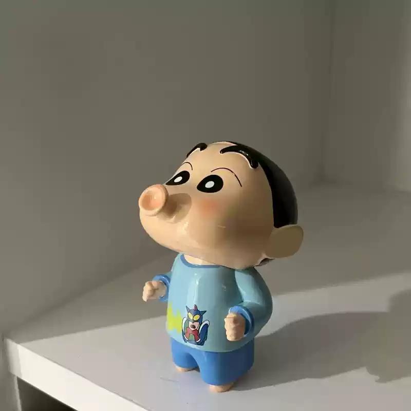 Новая Аниме Фигурка Действия Мультяшного Персонажа Шин-чан Кавайная Настольная Декорация Модель Кукла Креативная Коллекционная Игрушка Подарки для Детей Девочек