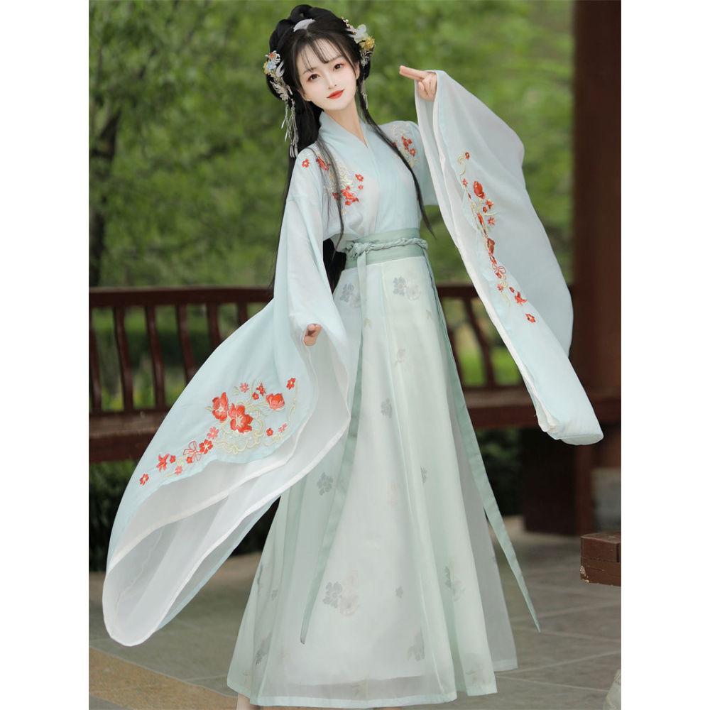 Новый элегантный женский костюм ханьфу в стиле династий Вэй и Цзинь в Китае