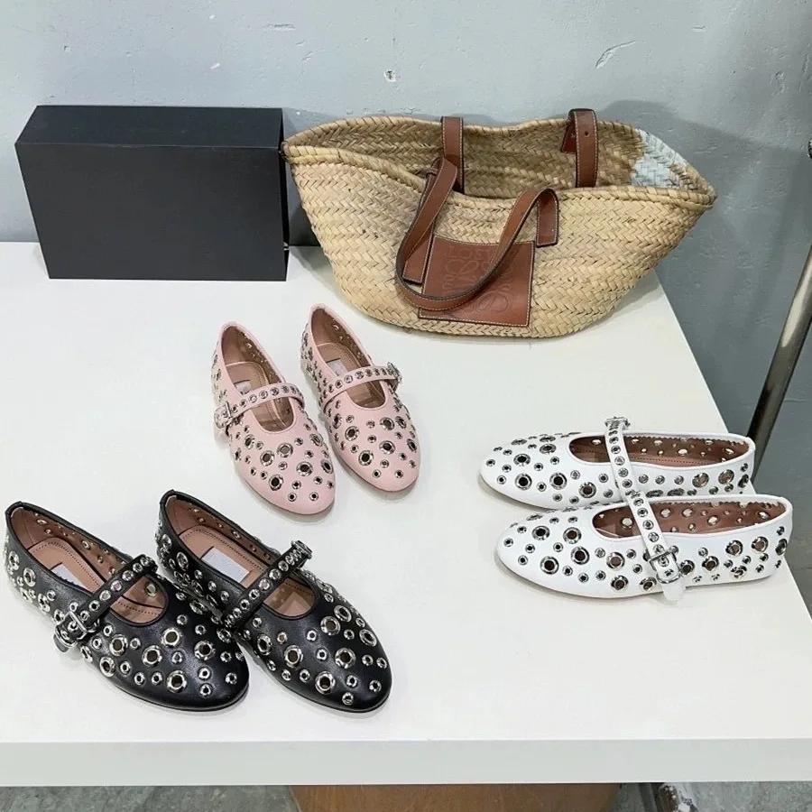 Fashion Luxury French Hollowed Out Ballet Shoes Women's Flat Bottomed Flat Bottom Buckle Metal Shallow Mouth High-quality Casual Shoes
