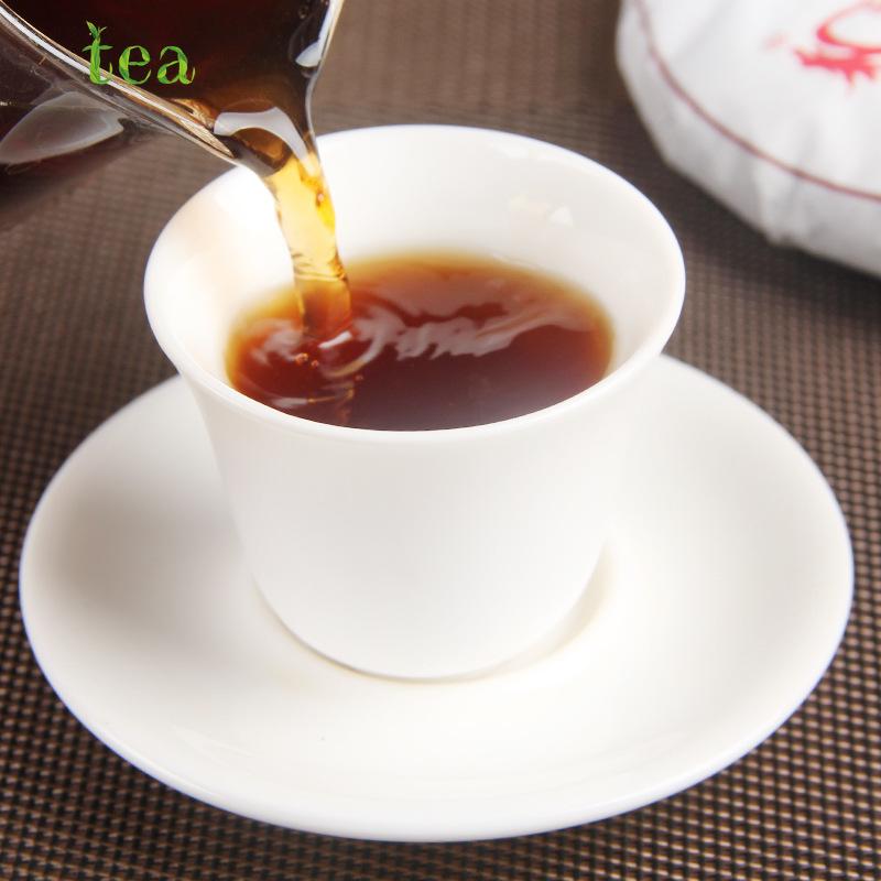 Yunnan Longyuan Menghai Chenxiang Pu'er Зрелый чайный торт Ранняя весна Древнее дерево Торт Yunnan Qizi 380 г/торт