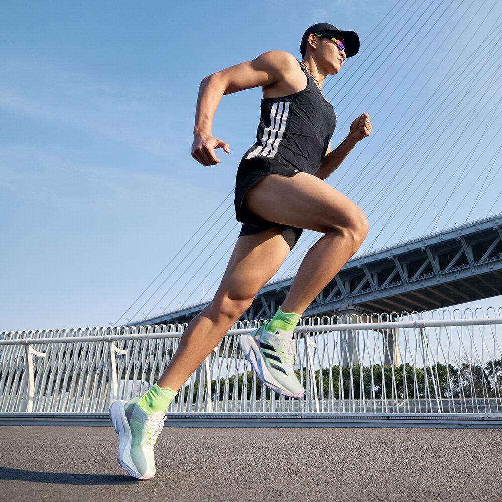 adidas Adizero Boston 12 Облачно-белый Основной черный Зеленая искра