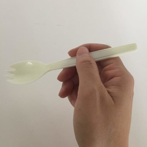 Пластиковые ложки Daiwa Bussan, с раздвоенным кончиком, без упаковки, одноразовая посуда, цвет слоновой кости, длиной 16 см, одноразовые столовые приборы, для коммерческого использования, упаковка 100 штук, прозрачные, 19.0 x