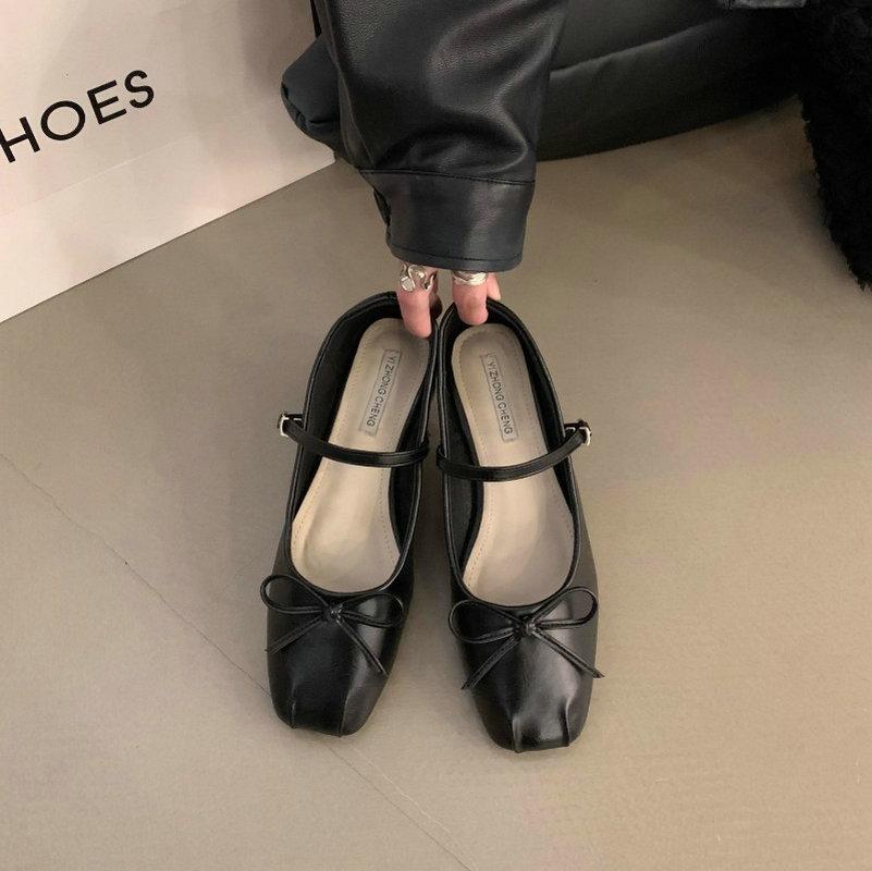 Модная женская обувь на плоской подошве Весна Осень 2024 Обувь Мэри Джейн Новые туфли-лоферы с квадратным носком и черным бантом Женская обувь Женская обувь Большой размер 43 44