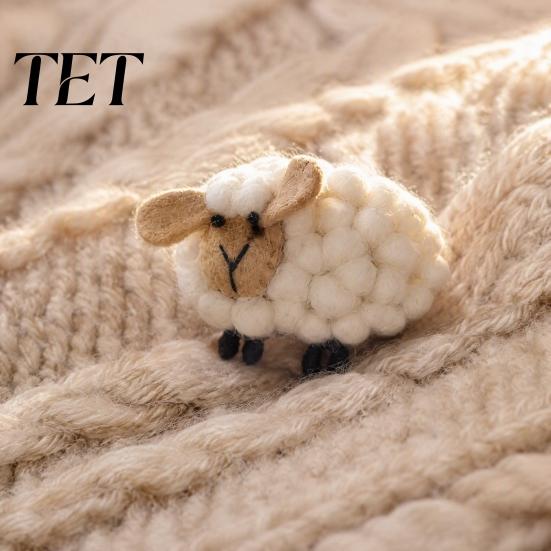 Felt Lamb Embellishments Wool Decoration, 3D Felted Sheep Decor, Handmade Animal Decor Accessory for Clothing Scarves Brooch Hats Bags DIY Crafts