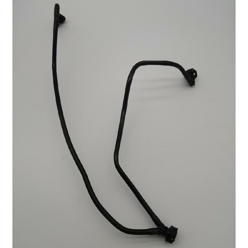 2465010325 Radiator Overflow Hose Pipe for Benz W246 CLA250 14-18 CLA Class 180 220 250 W176 Vent Line A2465010325