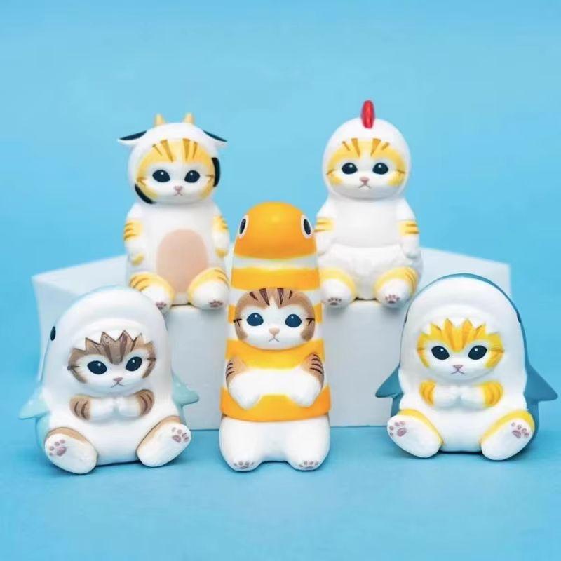 Игрушка-фигурка Mofusand Кот-Акула Игрушка с головным убором акулы Кавайная Декор для спальни и рабочего стола Коллекционная Сюрприз Подарок