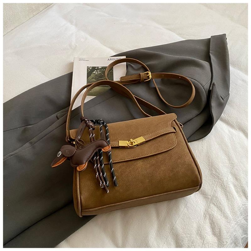 Модная и трендовая сумка кроссбоди, сумка на одно плечо, простая и вместительная повседневная сумка-багет для работы