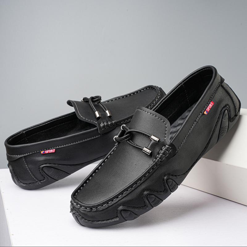 Модная кожаная мужская повседневная обувь, люксовый бренд 2024 года, мужские мокасины, дышащие черные туфли для вождения, туфли больших размеров