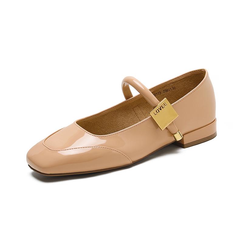 "Весенняя коллекция": Женские кожаные туфли «Мэри Джейн» с квадратным носком в цветах: красный, черный, абрикосовый, серебристый.