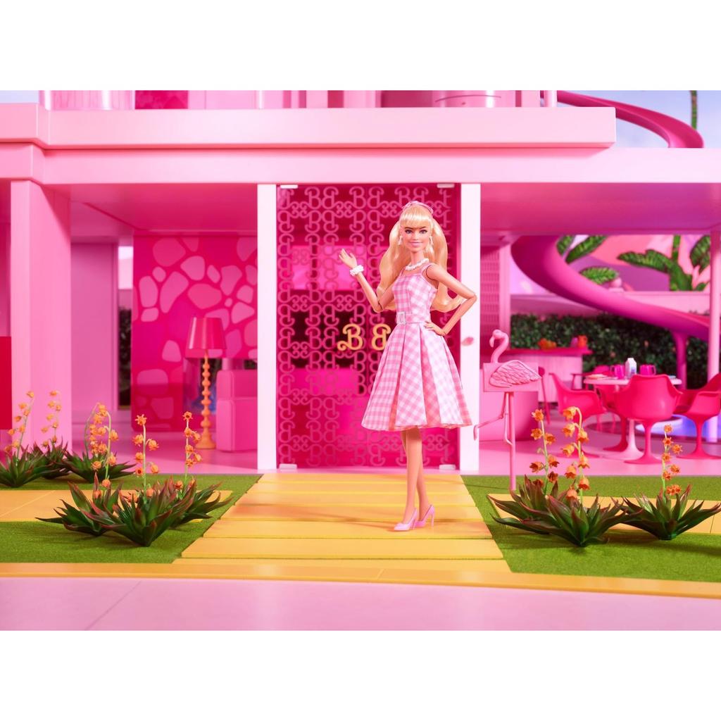 Mattel Кукла Барби в клетчатом платье Возраст 3+ (Кукла для переодевания) (HPJ96)