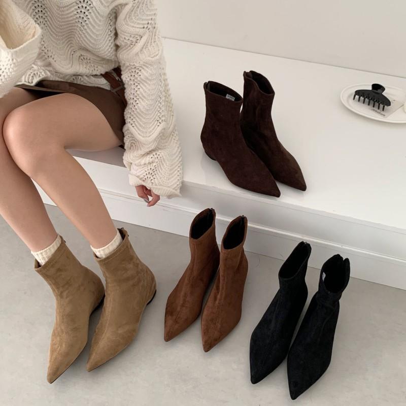 Осень-зима 2025 новая европейская и американская ретро простая матовая замшевая плоская носки ботильоны тонкие ботильоны темпераментные остроносые короткие ботильоны женские