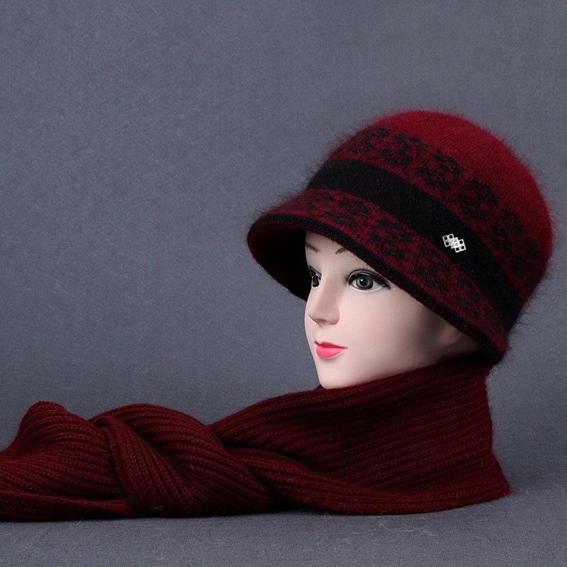 Warm Wool Knit Hat & Scarf Set for Middle-Aged & Elderly Ladies - Thickened Velvet for Autumn & Winter