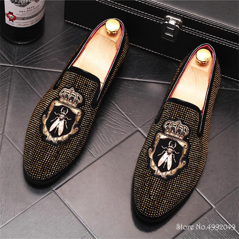 Fashion NEW Pointed Toe Embroidery Rhinestone Flats Shoes For Men Male Wedding Dress Prom Homecoming Shoes Zapatos Hombre Vestir