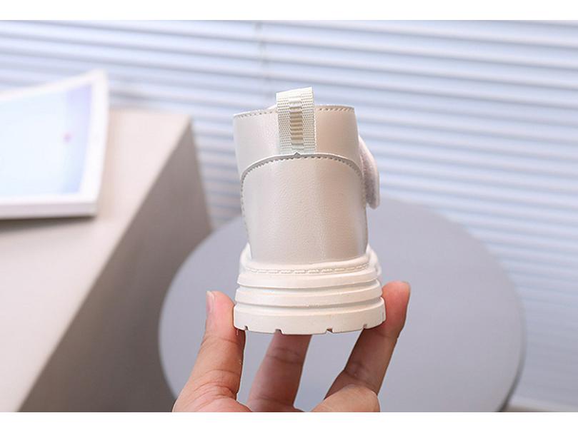 Kids' Martin Boots - Solid Color Short Boots for Boys and Girls. Soft Bottom, Non-Slip Leather Boots for Spring and Autumn.