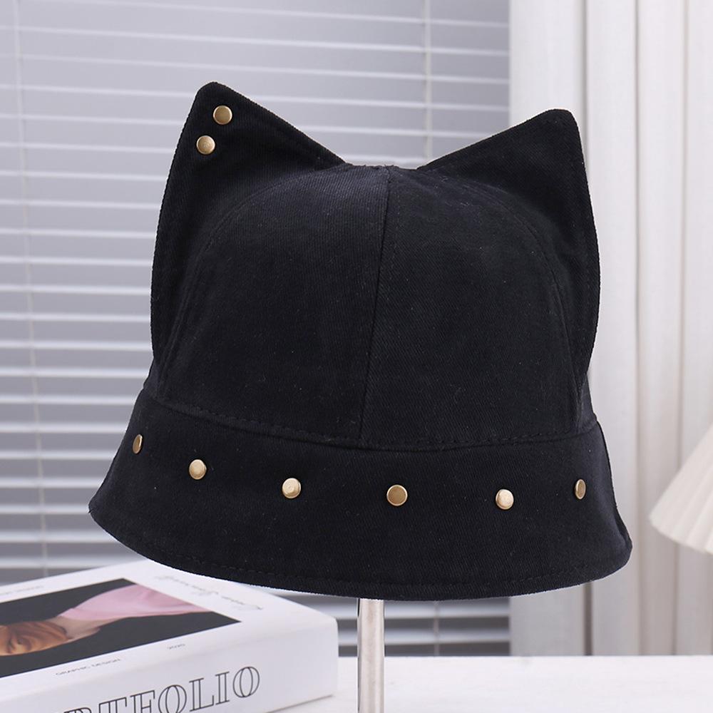 New fashion rivets decorated with a new sweet and cool wind small brim basin hat outdoor vacation street shot temperament bucket hat