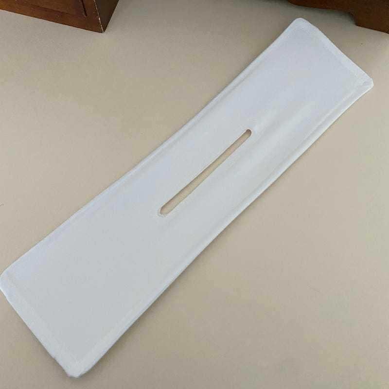 Заколка-повязка для создания пучка с узором в горошек