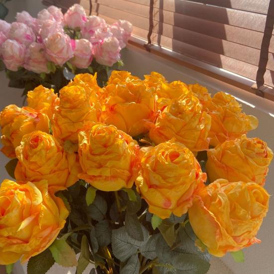 Искусственные розы Реалистичные искусственные цветы с гибкими стеблями Искусственные розы