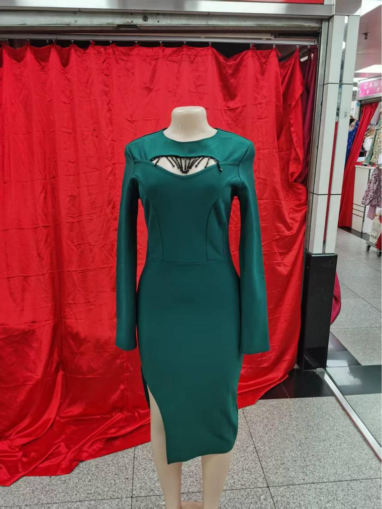 Женское сексуальное облегающее платье-бандаж с бусинами и длинными рукавами с разрезом