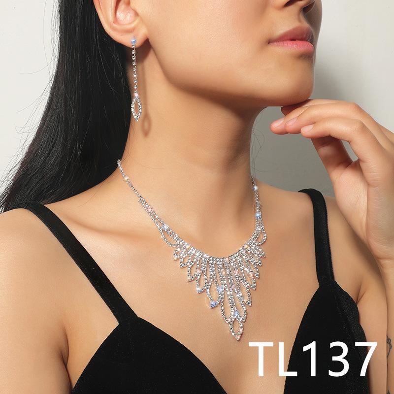 Luxury Diamond Necklace Earrings Set Party Wedding Dress Dinner Accessories Sexy Rhinestone Necklace Earrings Chain for Girls