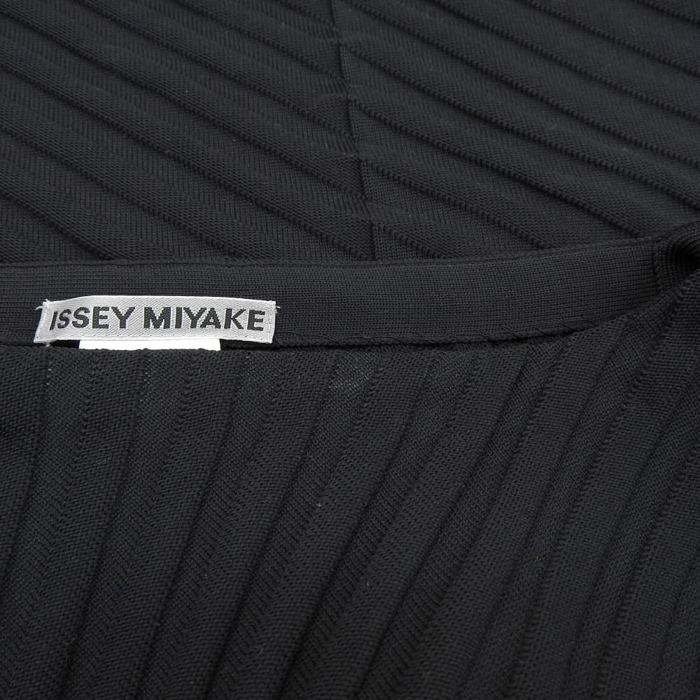 ISSEY MIYAKE Women's 3D Transformed Sleeveless Dress, Black, Size 2, IM31KH787 dress 2 blackUsed