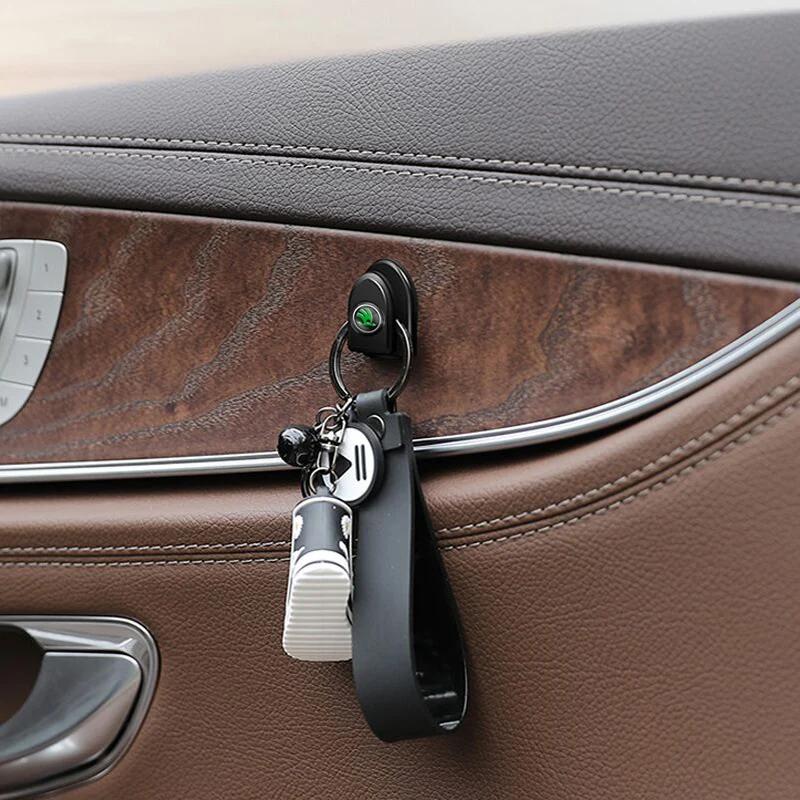AEA1 4Pcs Car Hook Clips Storage Auto Interior Accessories For Skoda A7 Fabia Superb Yeti Octavia Enyaq Rapid Kodiaq Kamiq Karoq Vrs