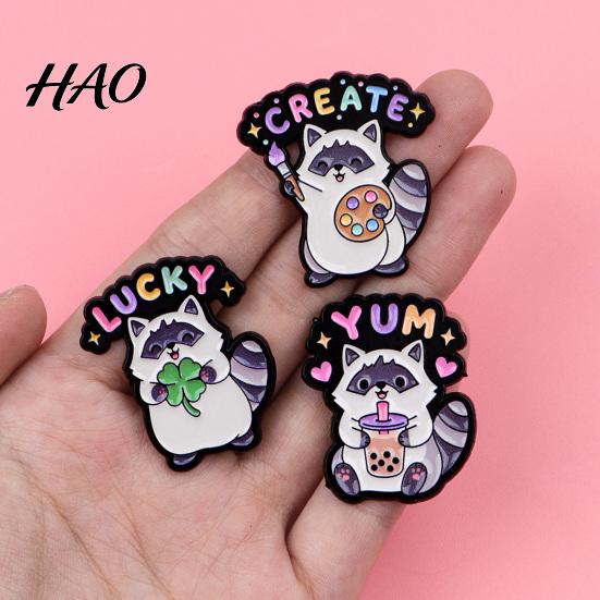 Artistic Raccoon Pin Cartoon Brooch Pin, Animal Decorative Enamel Badge, Alloy Easy to Use Lapel Pins for Jackets Backpacks Hats Scarves