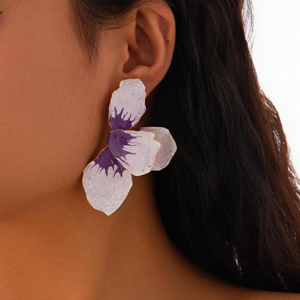 Pink Petal Oil-Drop Earrings: Stylish 3D Metallic Iron Design