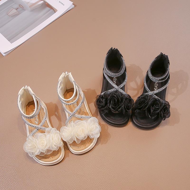 Сандалии принцессы для девочек с цветами, летняя мода, детская обувь со стразами, мягкая подошва, гладиаторские сандалии для больших детей